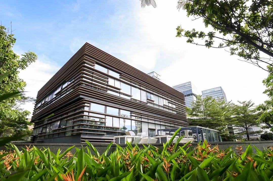 @交大安泰,砥砺前行,共创未来!中欧祝你生日快乐!___