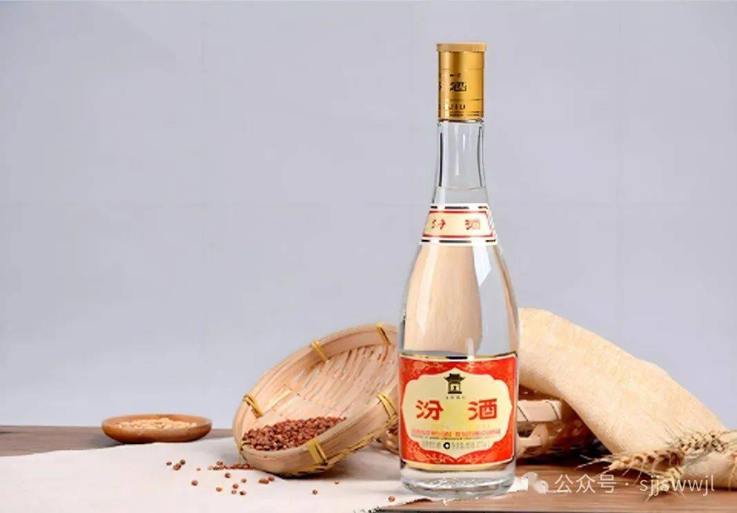 山西白酒市场新动向:光瓶酒上攻30元 ,汾酒青花30成市场新宠