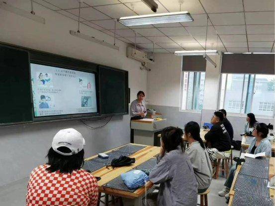 海南日报🌸管家婆最准一肖一码🌸|汉滨区五里镇：关爱女性 呵护健康  第4张