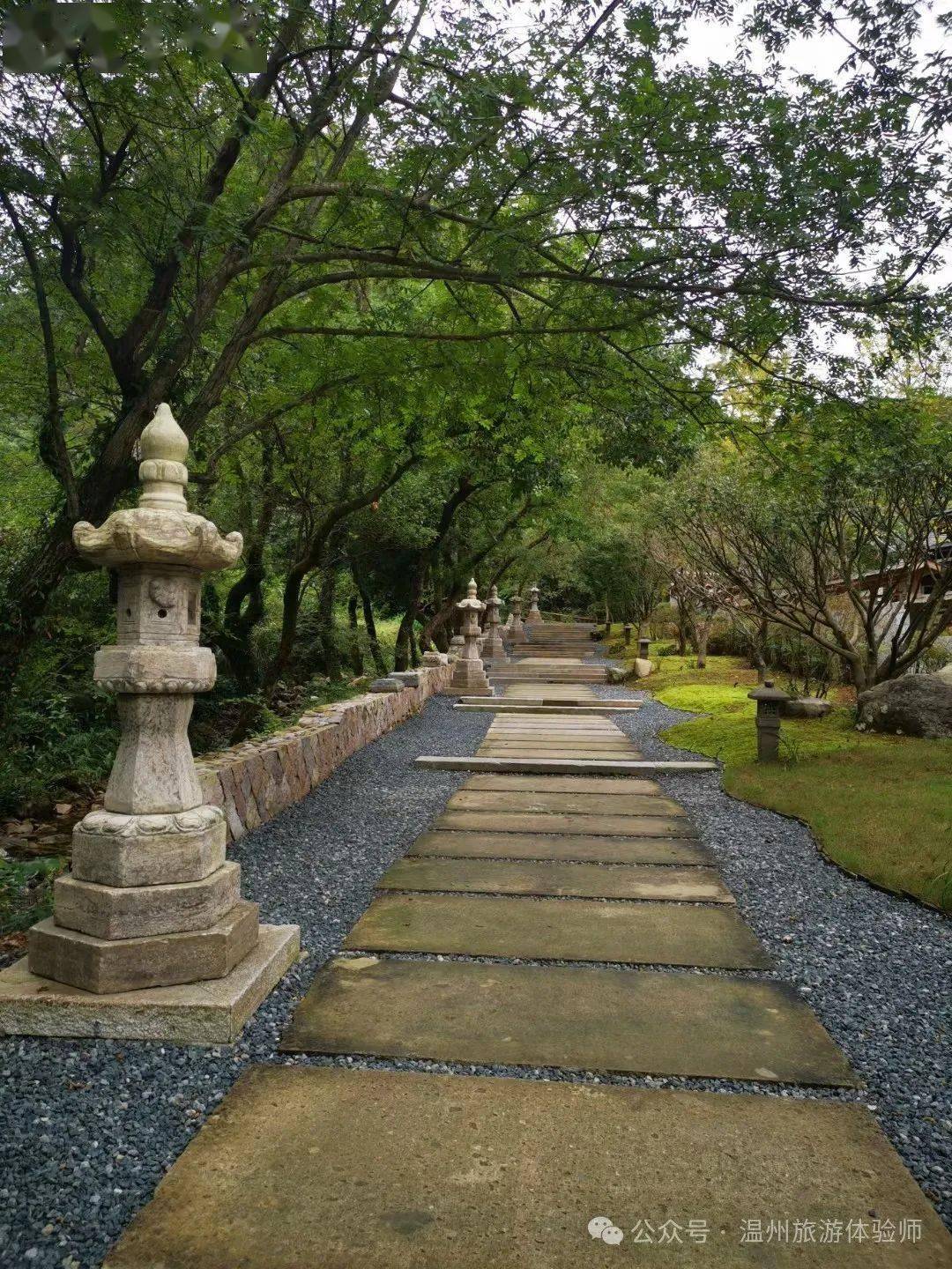真际寺,位于浙江温州乐清市雁荡镇灵峰景区内,是雁荡十八古刹之一,寺