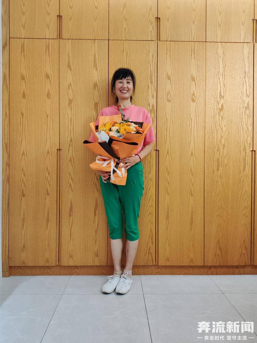 【奔流·人间】一位家政女工的蝶变之路_李文丽_北京_鸿雁