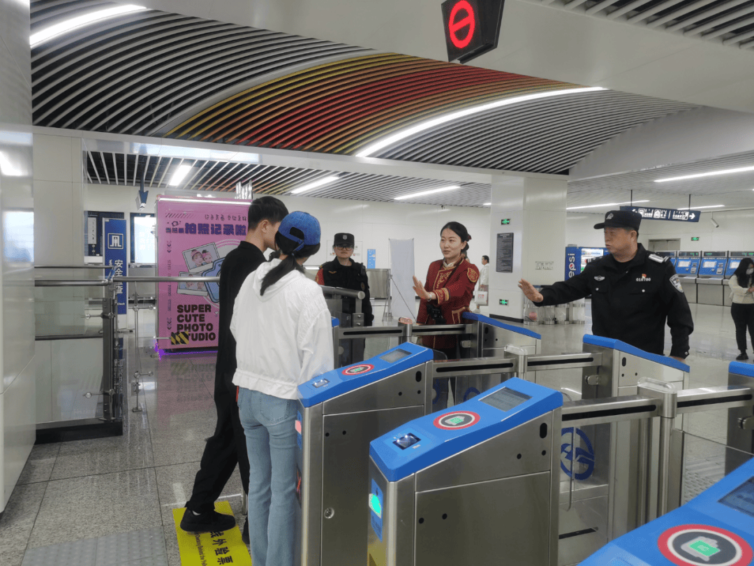 乘坐地铁 哪些行为不可取