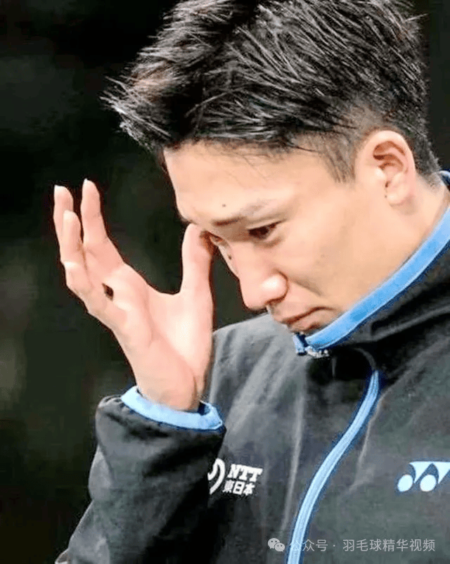 桃田贤斗在2016年因为赌博风波遭到日本羽毛球协会的禁赛,这使他错失