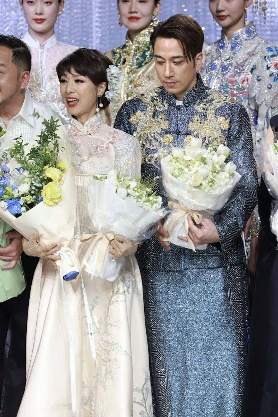 tvb前花旦爆近照,身材极为纤瘦令网民担心!曾两次演黄蓉