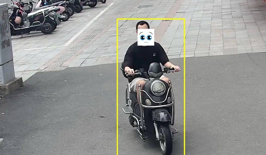 摩托车牌照躲避电子眼图片