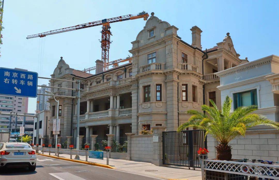 "静安区延安西路238号,是上海文艺界熟知的"文联老楼".