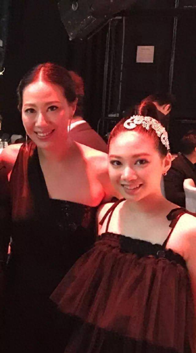 甄子丹功夫宇宙最强,人品宇宙最渣?妻子怀孕时出轨引争议