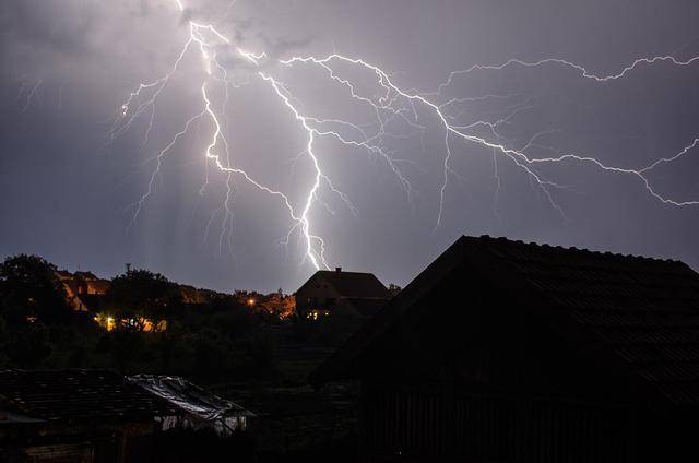 雷电天气图片大全图片