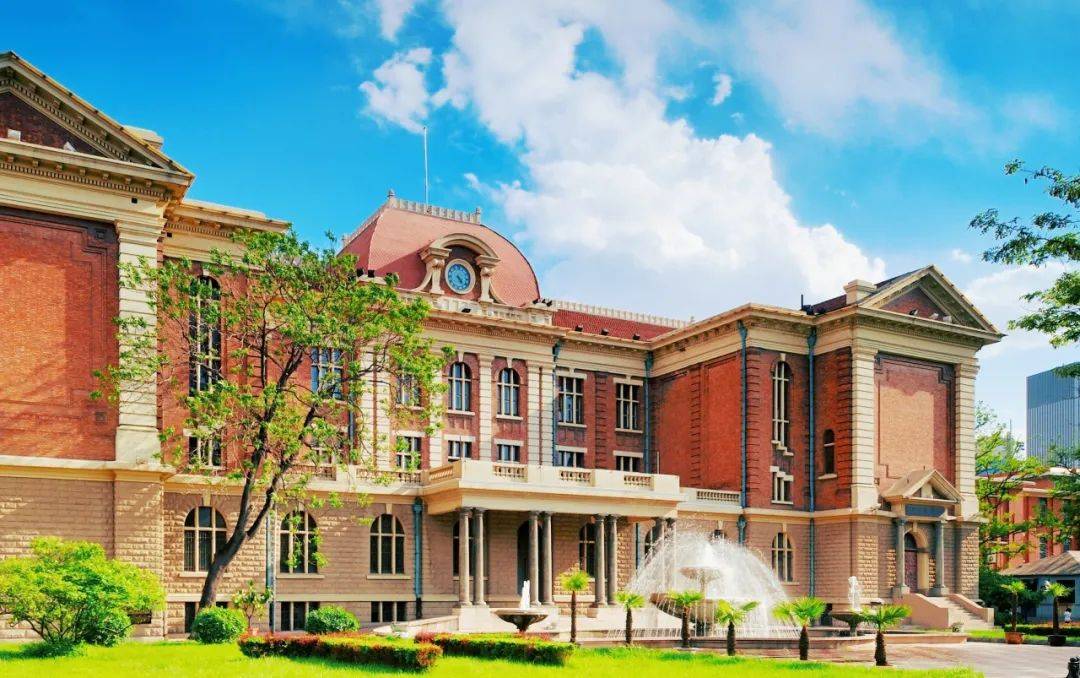 天津外国语大学2024届学生毕业典礼公告_毕业生_领导_证书