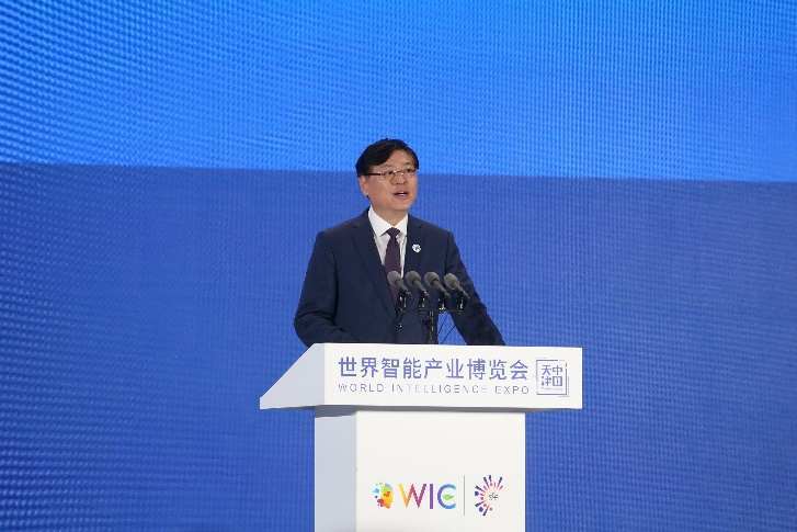 杨元庆：发展新质生产力要以“新”促新 以“智”提质_智能_联想_天津