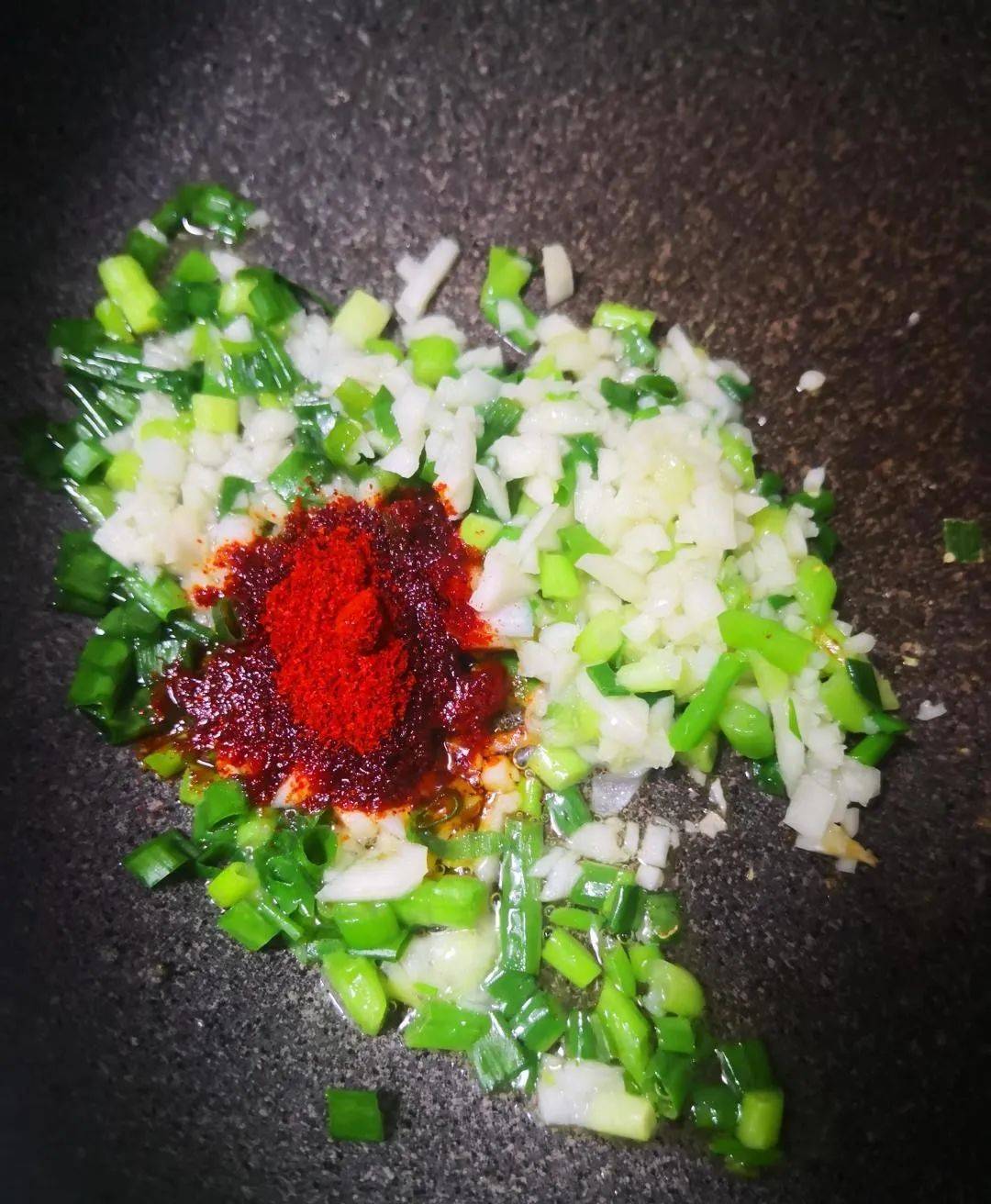 炎炎夏日,来一碗自制凉面,零难度好吃易学!