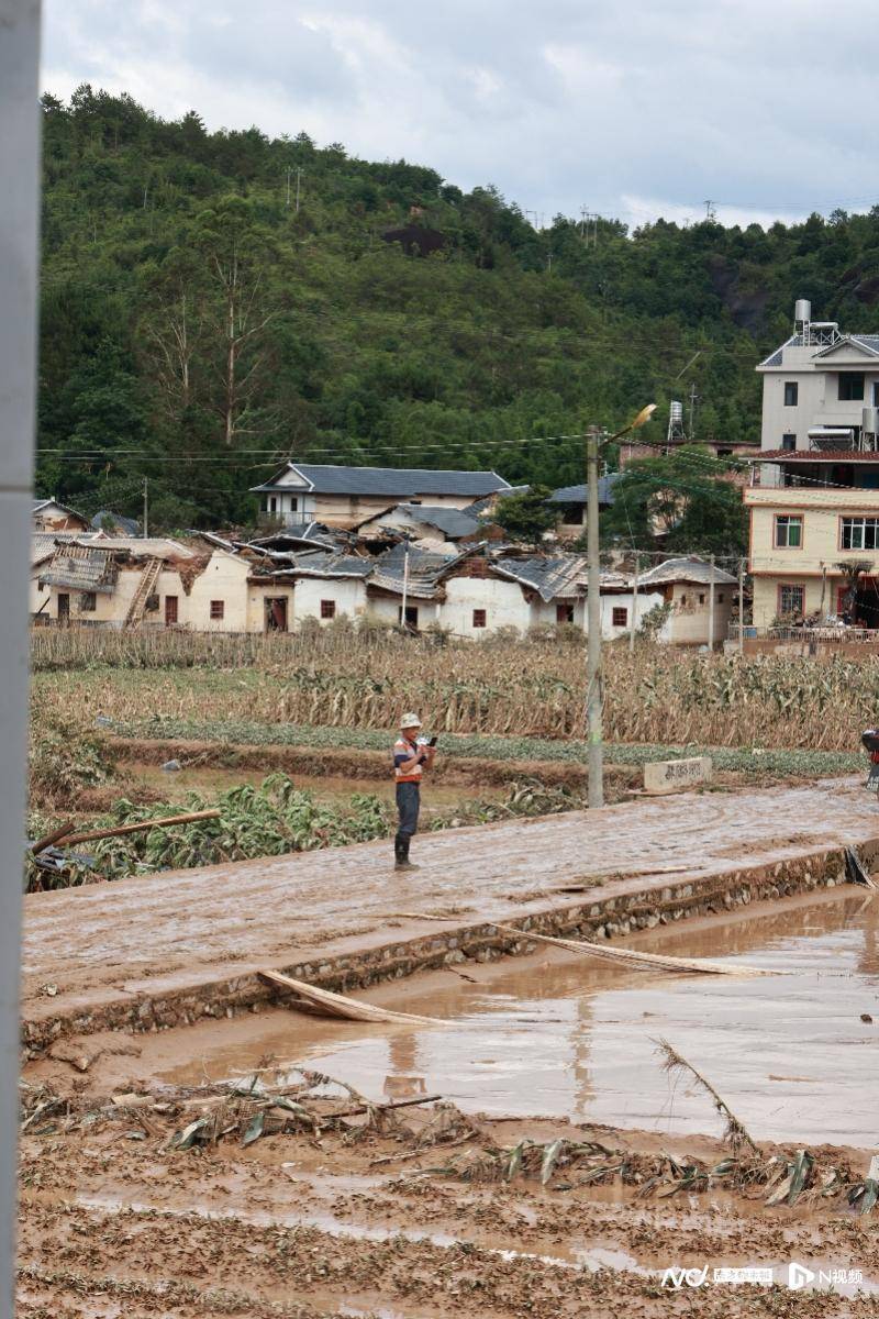 粮仓 忧心忡忡的村民和难估量的损失 遭洪水重创之下 梅州