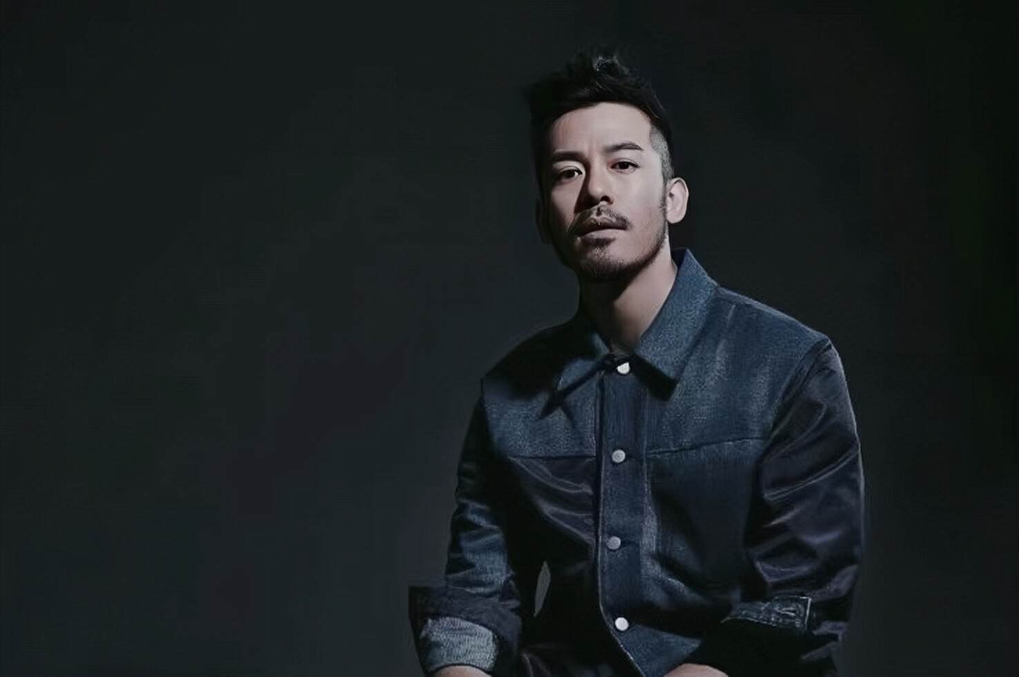 tvb前男星沈震轩参加披哥录制,首轮惨遭淘汰,人气低成主因