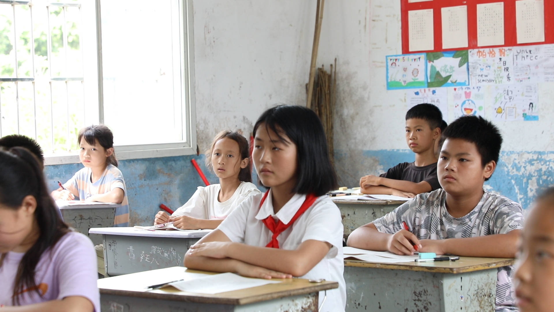 (新时代好少年)陈薇:敬老爱亲勤进取 勤奋好学向阳行