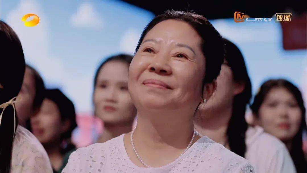 《你好星期六》周也很漂亮,敖子逸很搞笑,丁程鑫很帅!