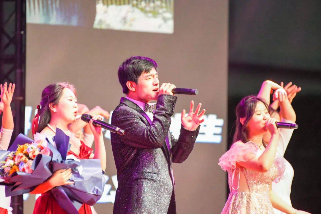 昨夜,唱响骊歌!