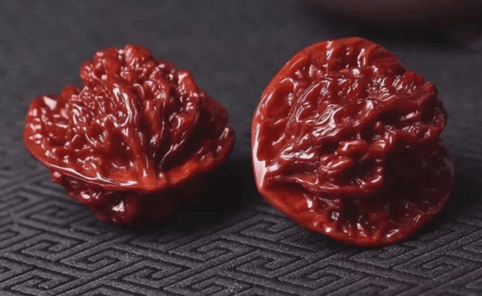 快看！这5种即将淘汰的文玩核桃，您手中有几对？_搜狐网