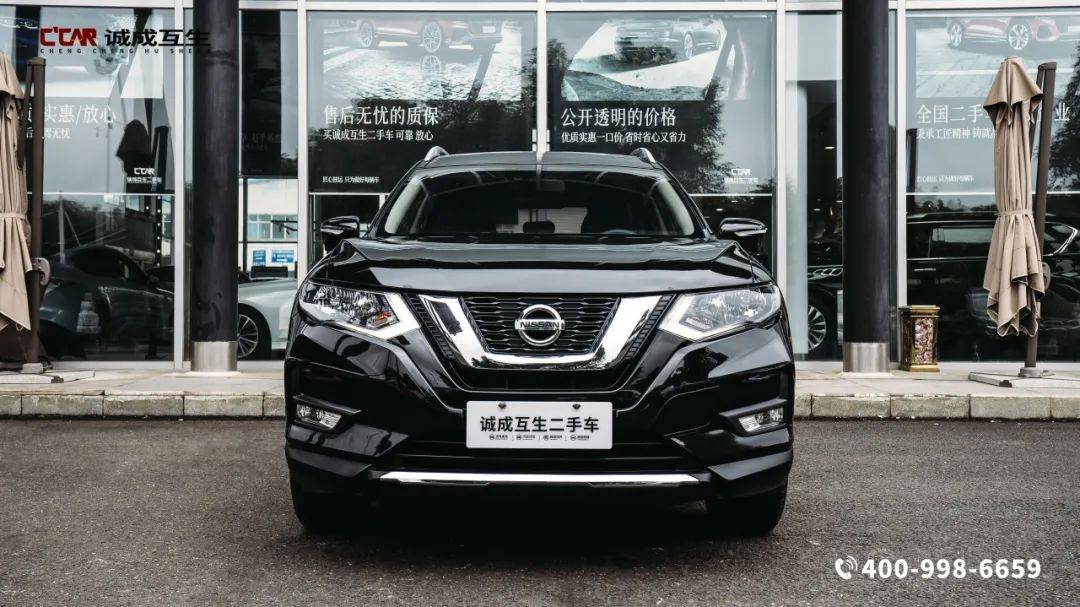 性价比很高的家用均衡suv,三万多公里,11万多!【奇骏 2.