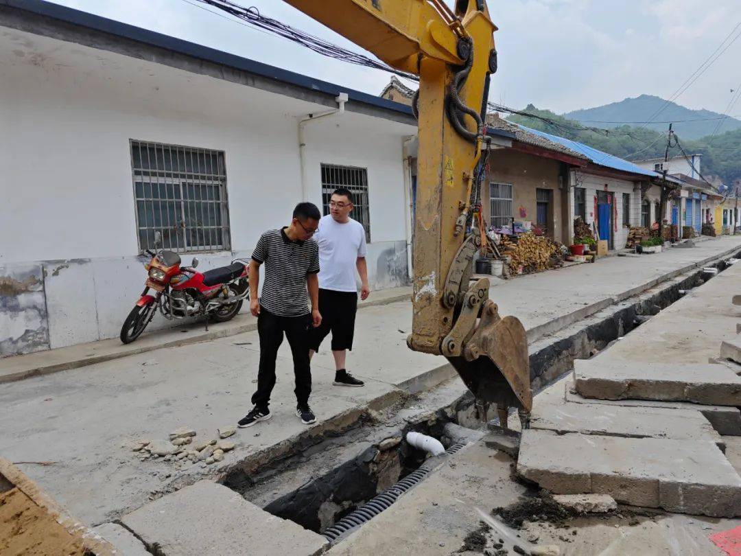 黄龙县白马滩镇:"汛"速行动 筑牢防汛"安全墙"