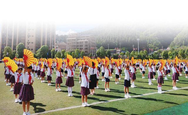 凤凰：澳门马会资料免费长期公开-广元市苍溪县人民医院在翠云廊开展警示教育活动