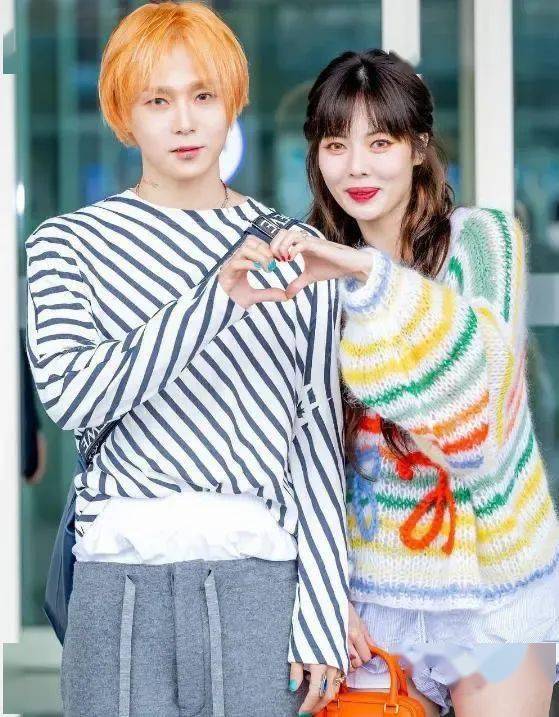 泫雅官宣结婚,还内涵已有身孕?男方还曾卷入偷拍门. 难评.