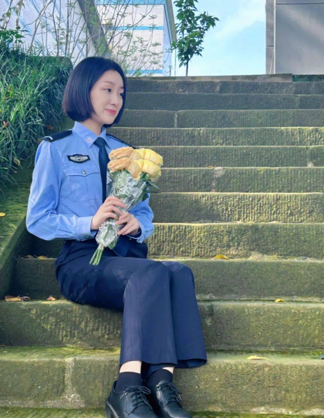 警校女生警花图片