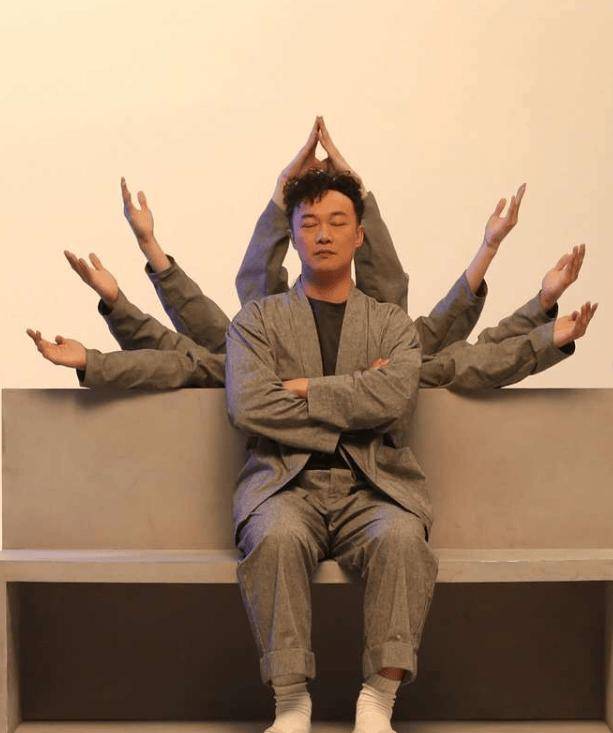 爆老公陈奕迅进食困难!tvb前女星手术后出院,大晒性感露背照