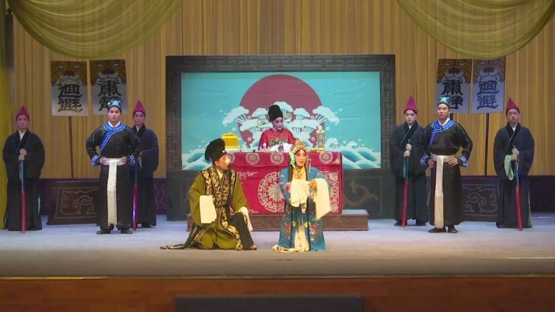 《陈三两》在河北梆子剧场上演