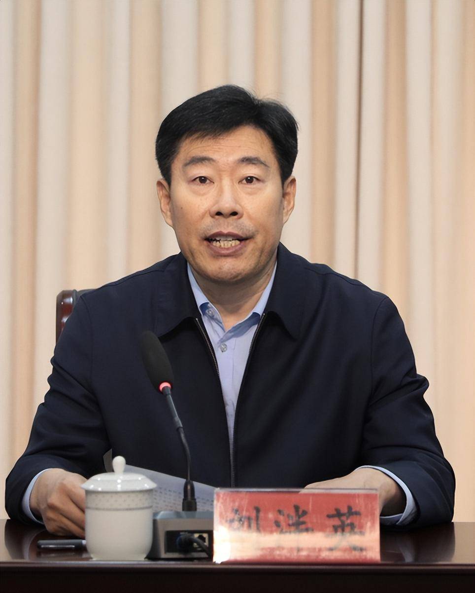 4位干部(拟)任厅级新职,"准80后"的他拟升正厅_吉林省_消息_物资