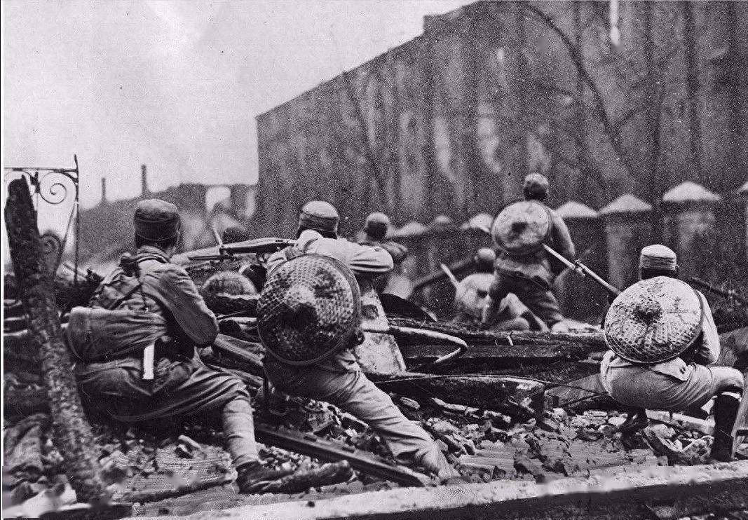 中国_问题_方面