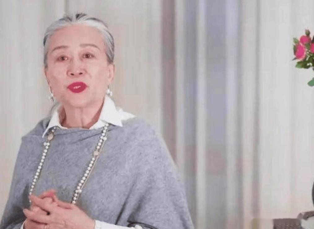 "女总裁"刘明明:40岁在餐馆洗碗,70岁当总经理,拿下过8亿订单