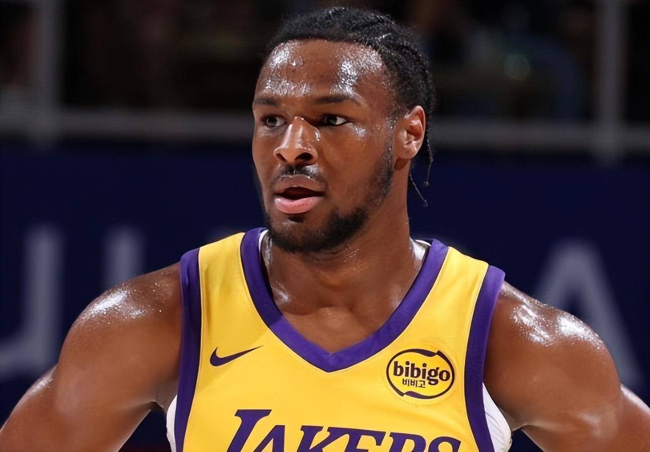 美媒调侃佩林卡:想说布朗尼不行,又不知如何对詹姆斯开口_湖人_雷迪克