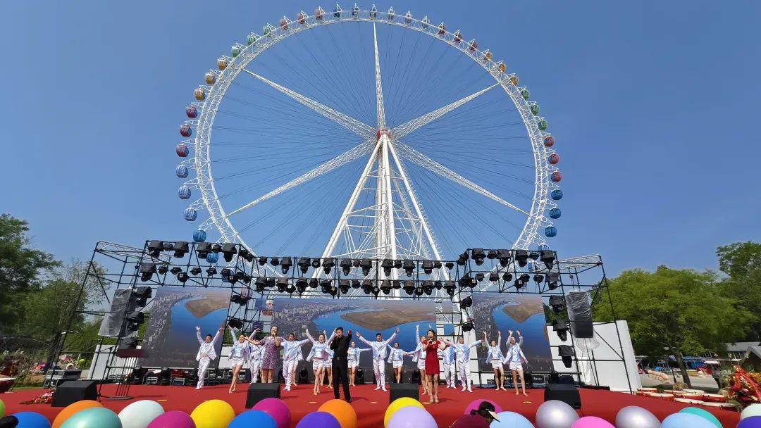 看,"丹东之眼"摩天轮又转起来了!_旅游_游乐_公园