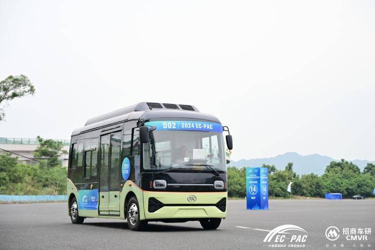 定制公交"等用车场景,助力城市打造"快,干,支,微"公交网络体系,是安凯