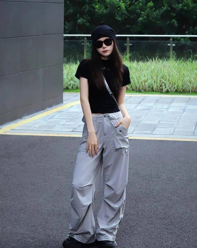 今年夏天最流行的5组穿搭,舒适减龄!