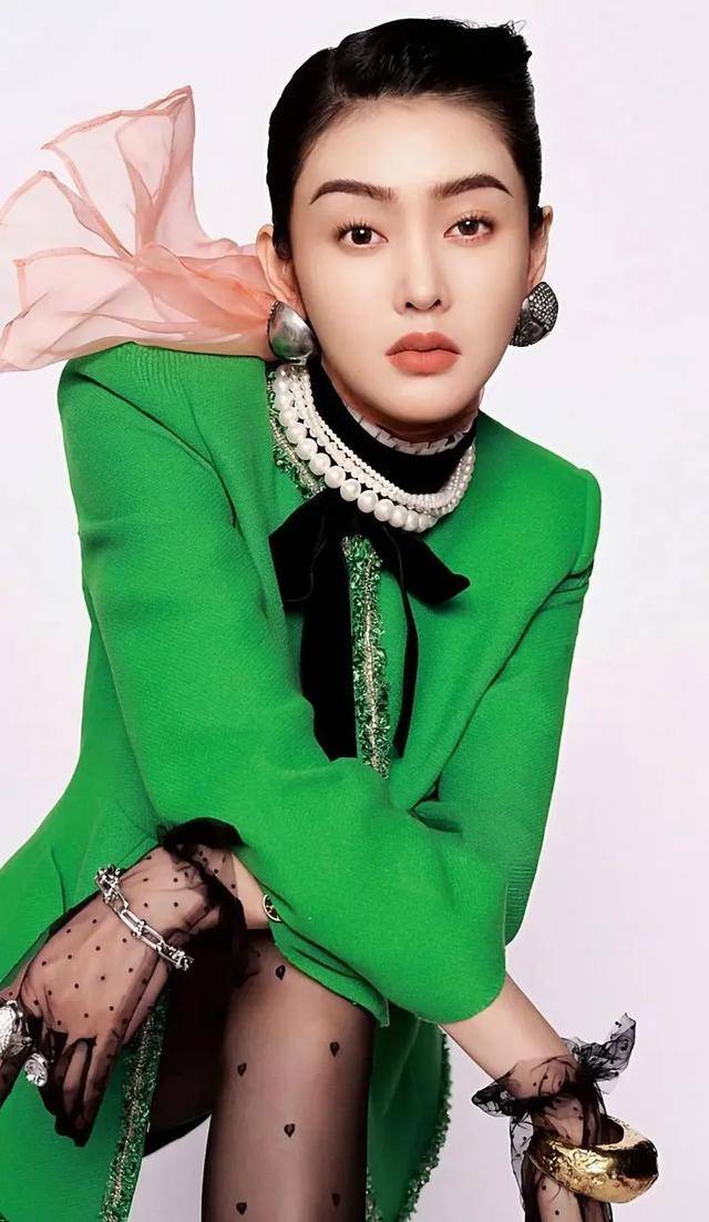 娱乐圈性感女星出炉，杨幂、王鸥、唐嫣、宋茜榜上有名赵露思登顶