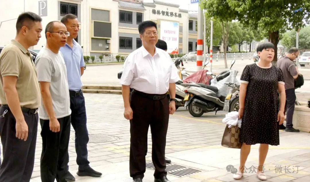 长汀县人大主要领导调研创建全国文明城市工作_林勇_问题_群众