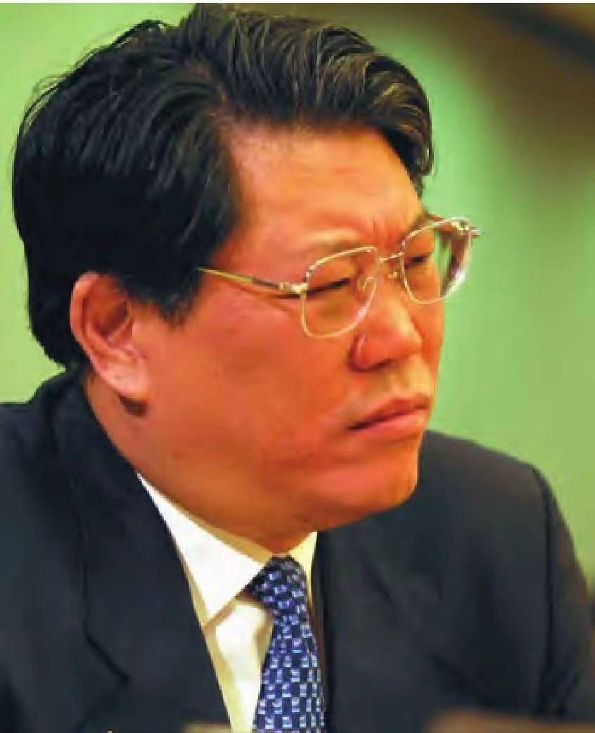 卖身续命,董事长成老赖,成龙捧红的国产"空调巨头"凉凉了