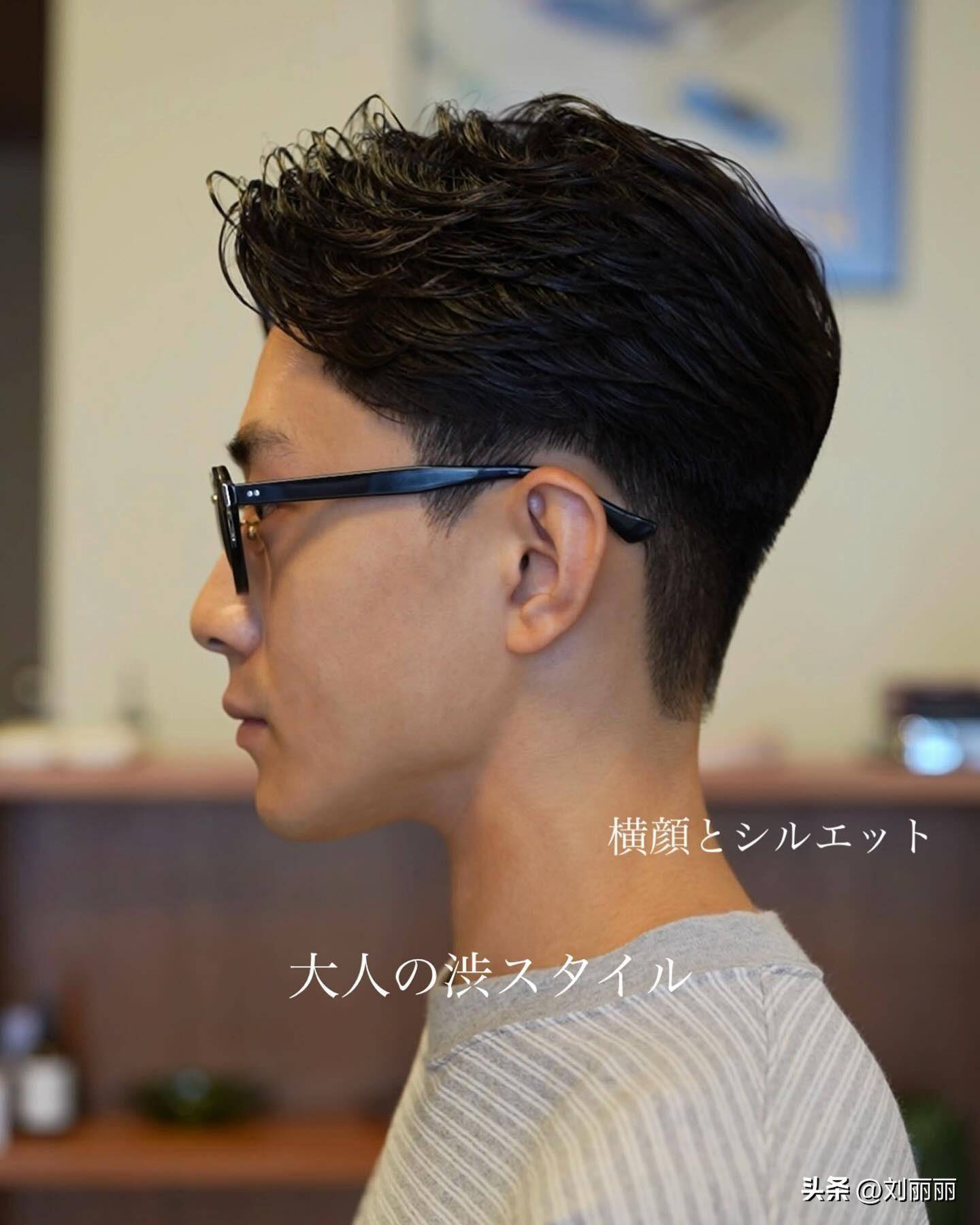 两侧铲短上下不连接发型时尚与个性的完美诠释