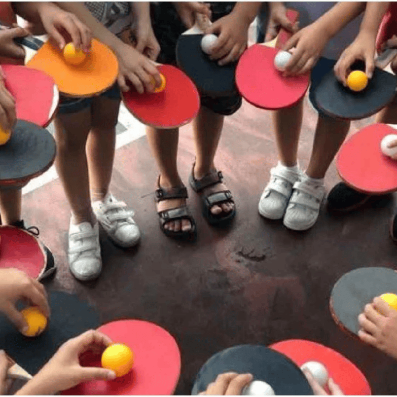 区"不仅有篮球投篮,乒乓球颠球,陆地冰壶等小游戏孩子们还能快乐玩水!