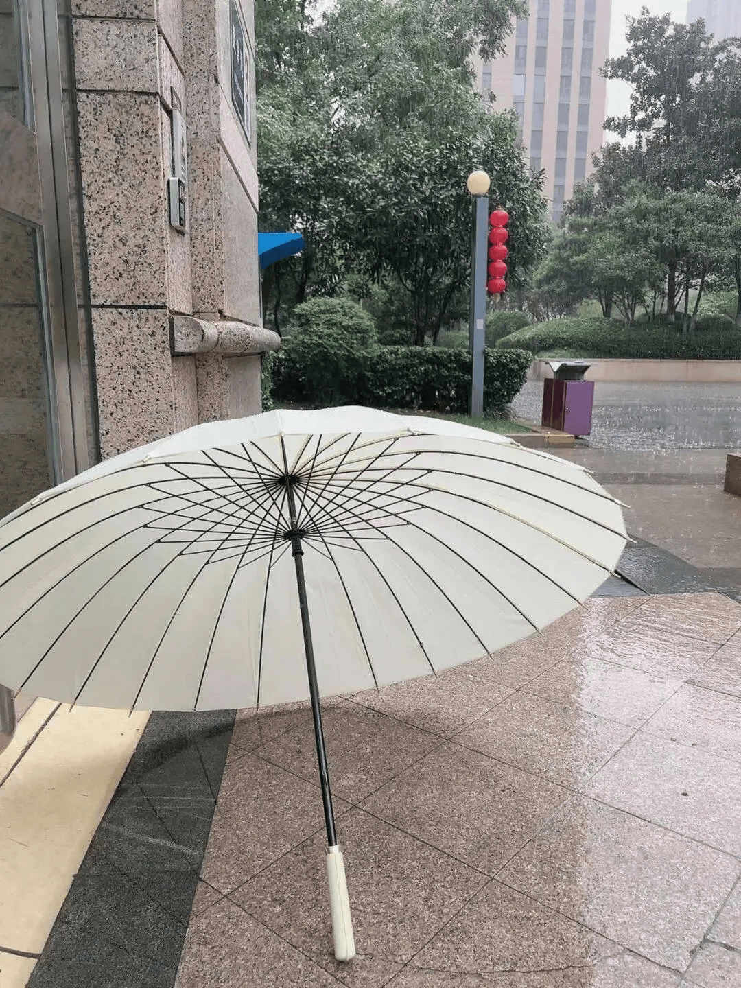 家门口长期放一把雨伞