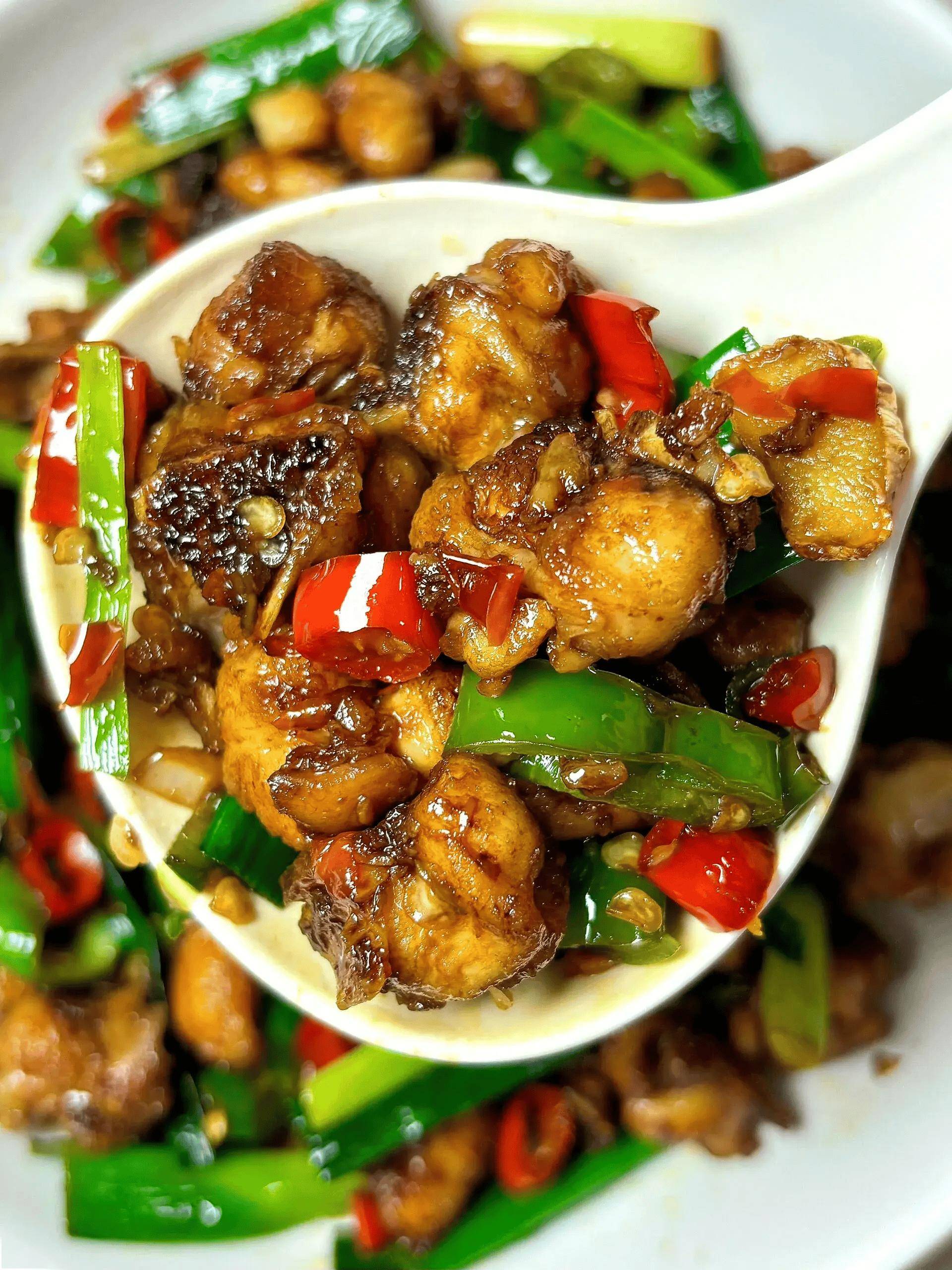 鲜香入味荤素均衡,太好吃了_蒜末_鸡腿_香辣