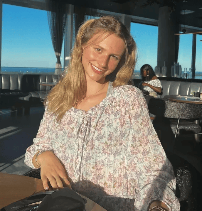 加拿大天才少女创造历史夺3金!