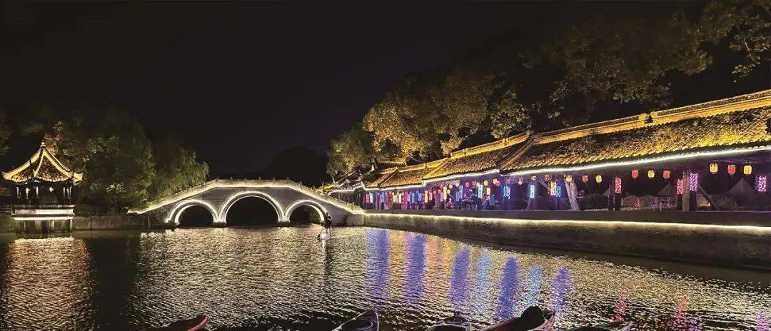 【上海之夏】夜游闵行新选择,全新夜游灯光秀带你享受穿越之旅!