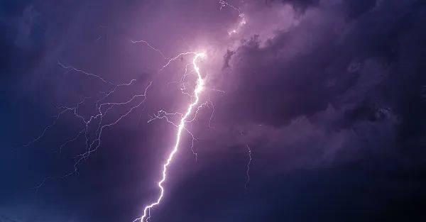 >北京市>8日夜间到9日,全省阴,大部分地区有雷阵雨或阵雨,其中西部