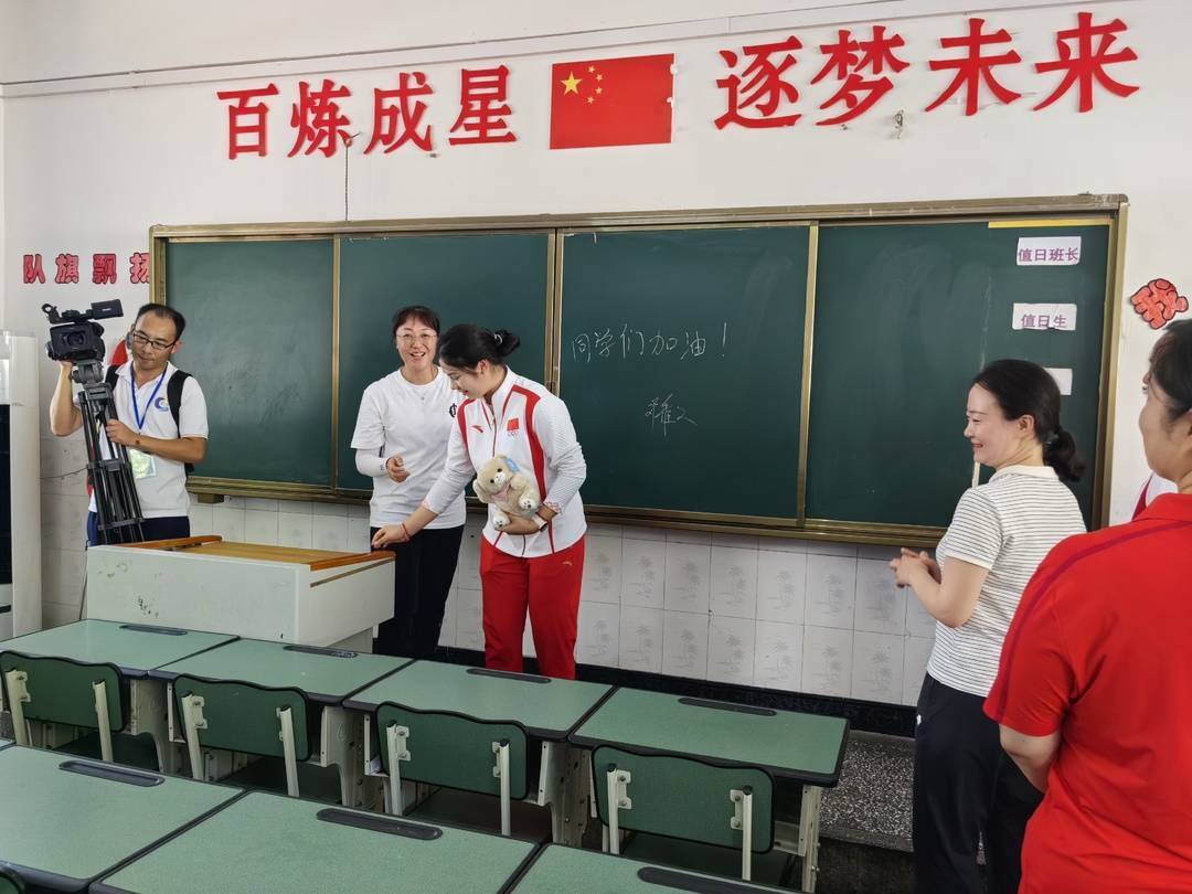 泸州五星小学图片