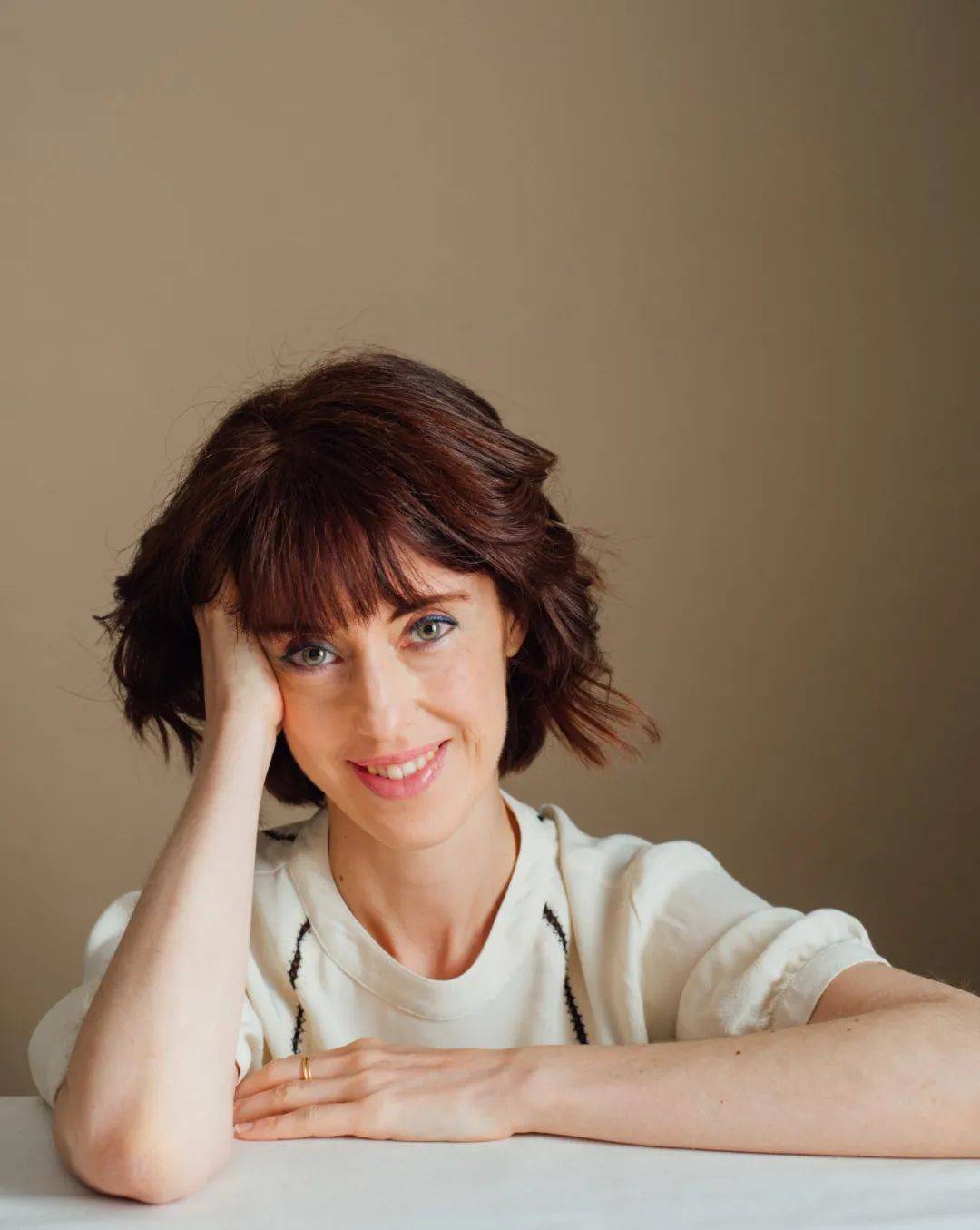 嘉宾简介summer今年书展期间,伊莲内将与北京大学翻译家,西语学者范晔