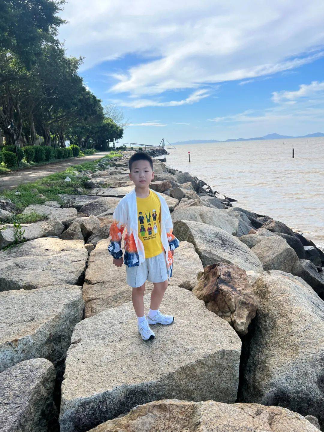 【广东】林逸《不该发生的事》指导老师:孟凡启