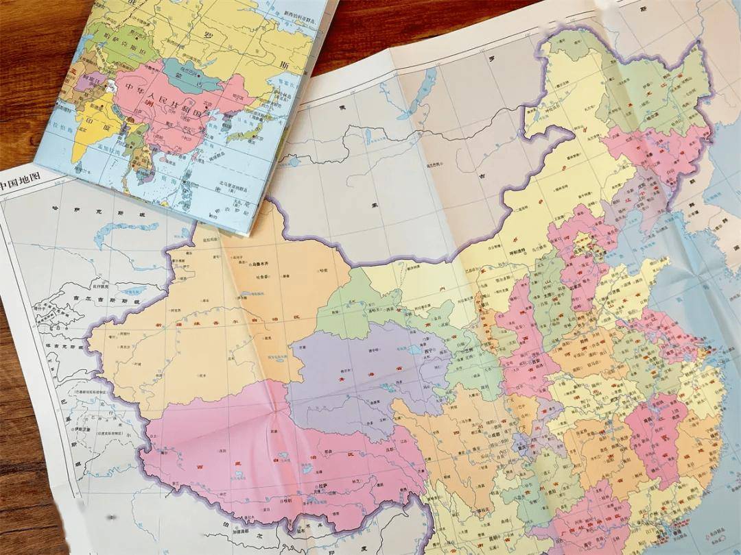 世界地图全图高清版=卫星世界地图全图高清版