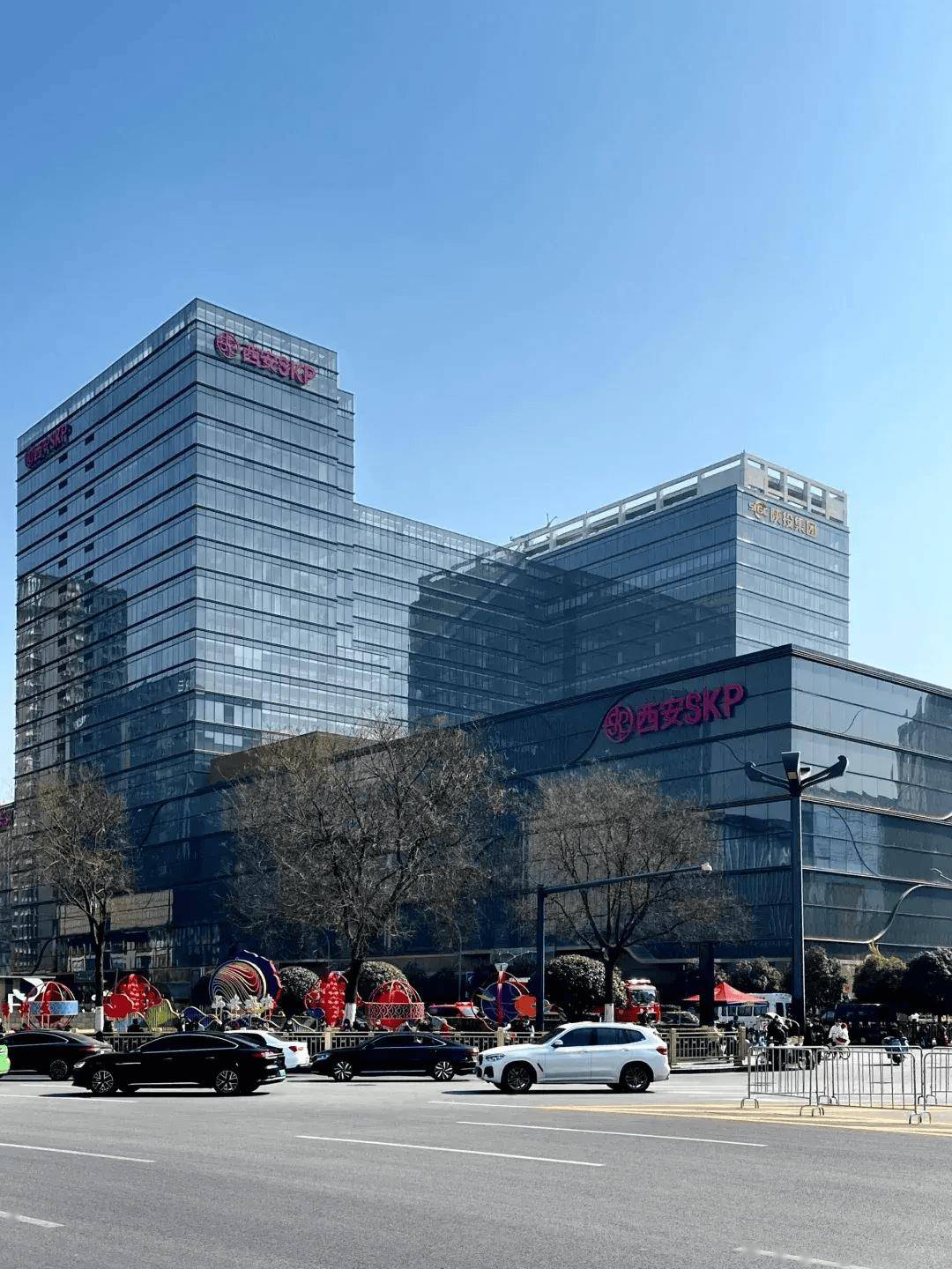 游客吐槽西安最贵商场:豪华但逛不起